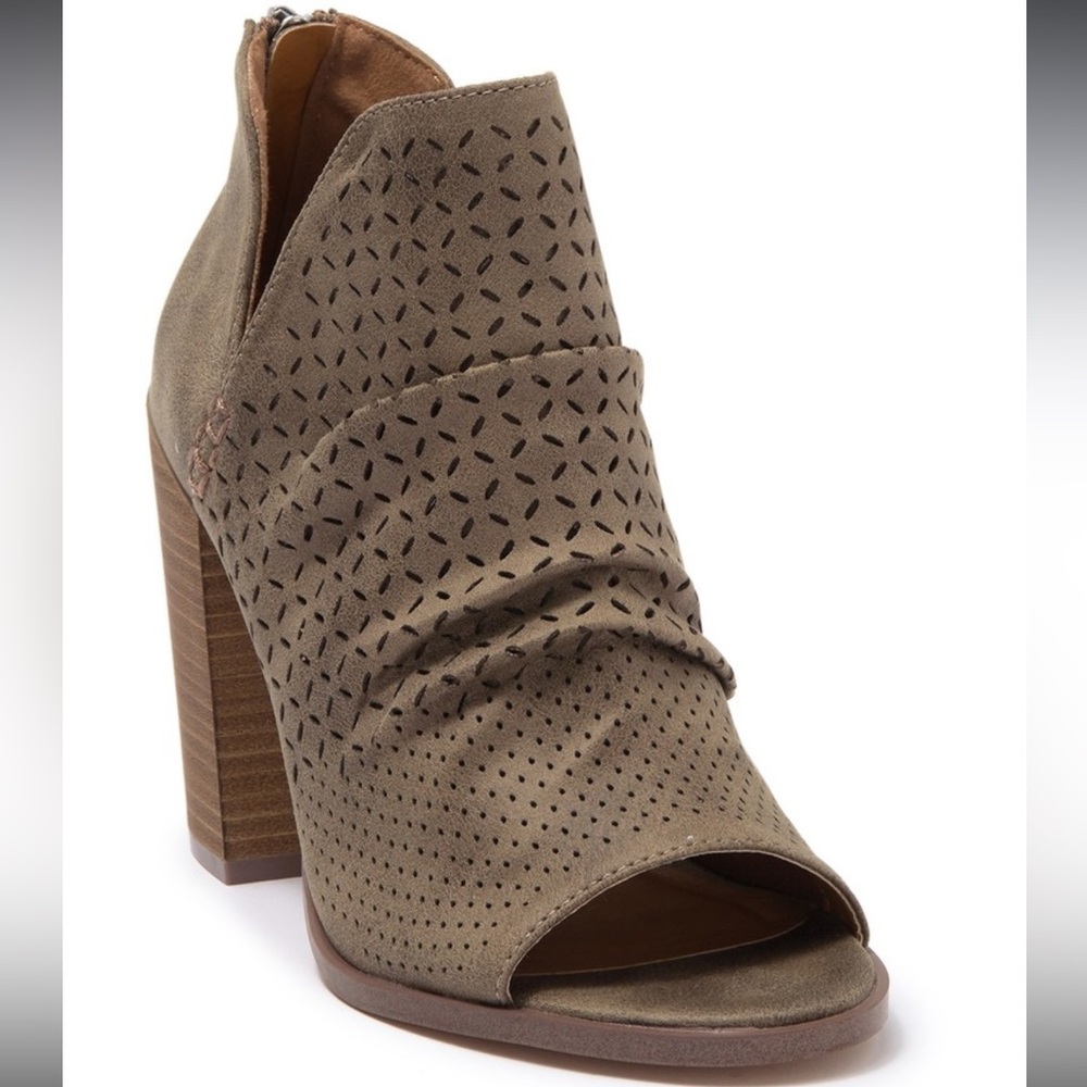 Report Barah Olive Perforated Laser Ankle Booties back zip‎ peep toe shoes Sz 8